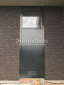 Противопожарные двери с решеткой от производителя в Пушкино  купить